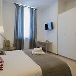 招待所 Ca'vour 4*